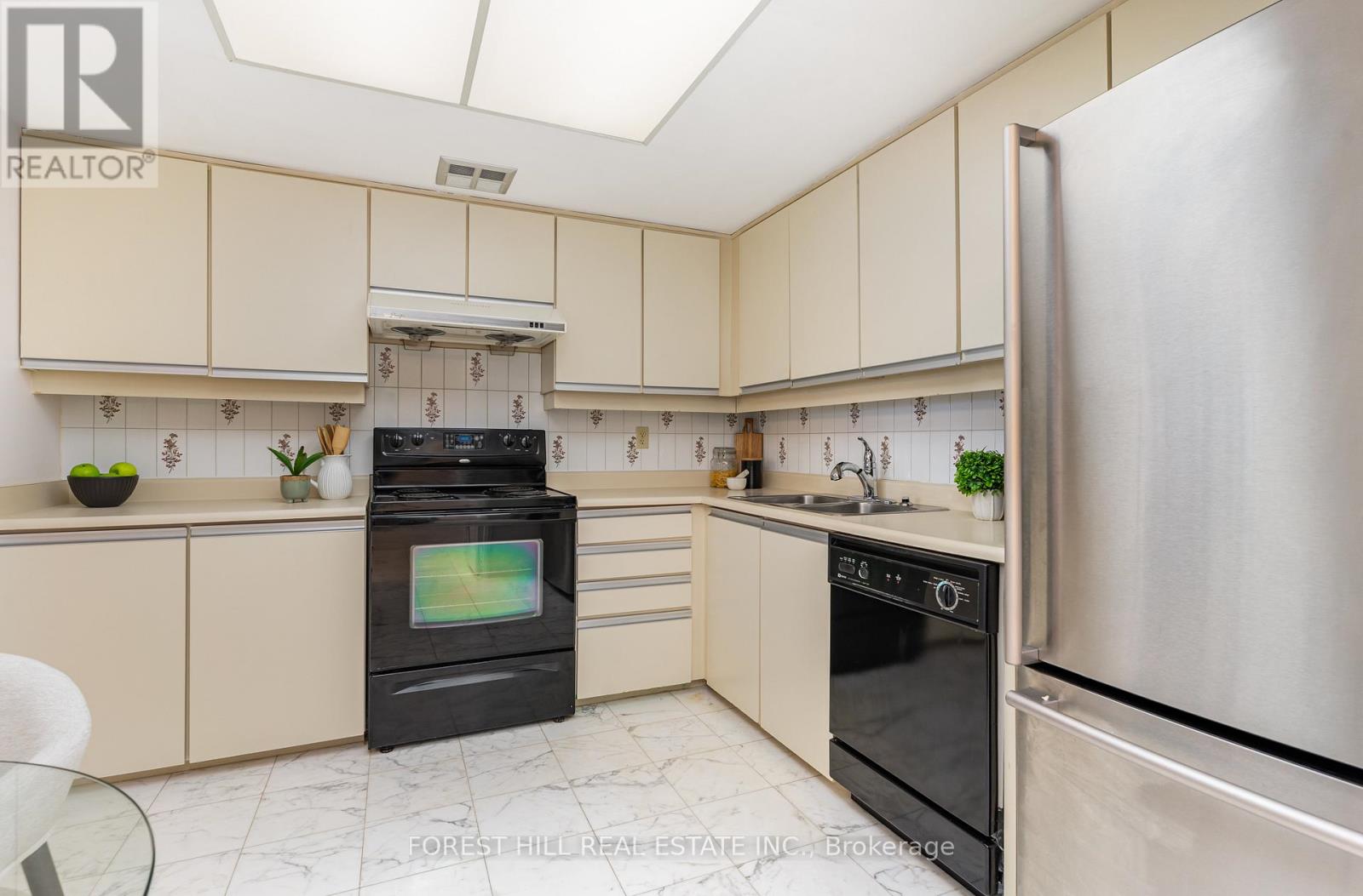 2004 - 3 Concorde Place, Toronto, Ontario  M3C 3K7 - Photo 15 - C12504876