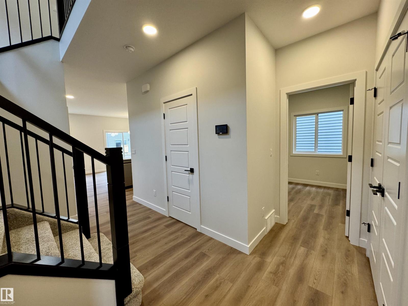 3210 Dixon Wy Sw, Edmonton, Alberta  T6W 5L3 - Photo 7 - E4463707