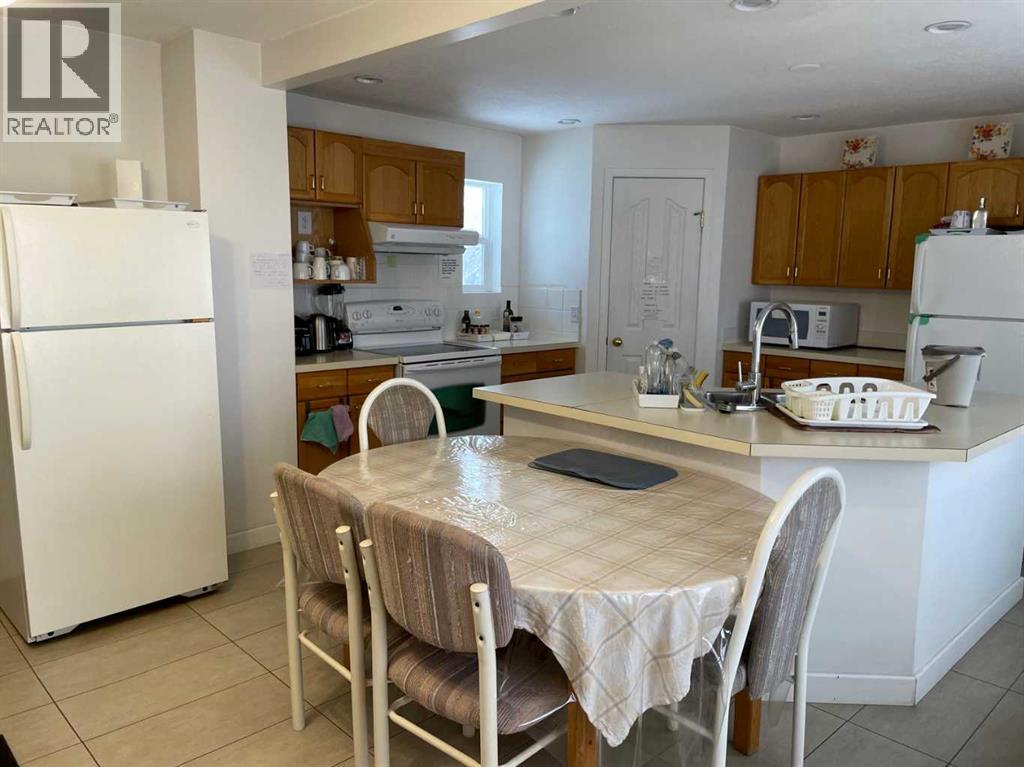 1913 24 Avenue Nw, Calgary, Alberta  T2M 1Z4 - Photo 11 - A2254712