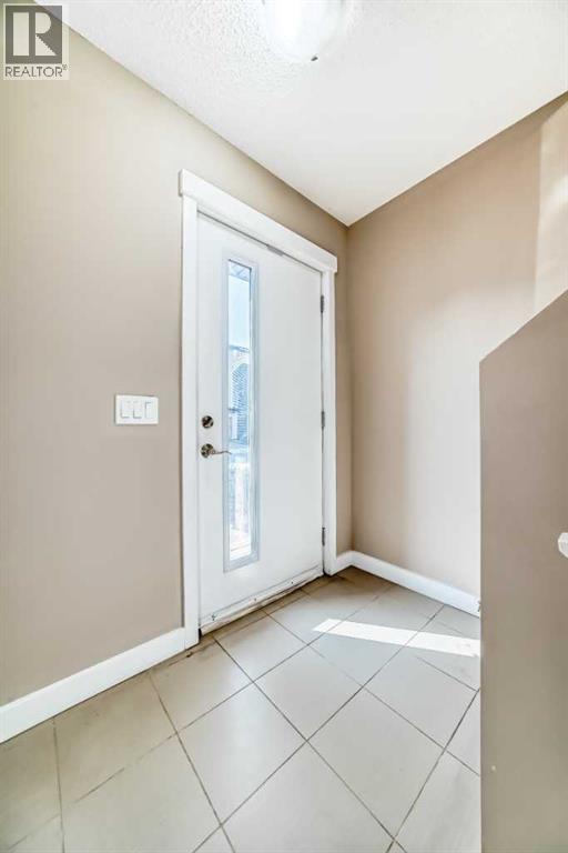 326 Covecreek Circle Ne, Calgary, Alberta  T3K 0W6 - Photo 15 - A2259741