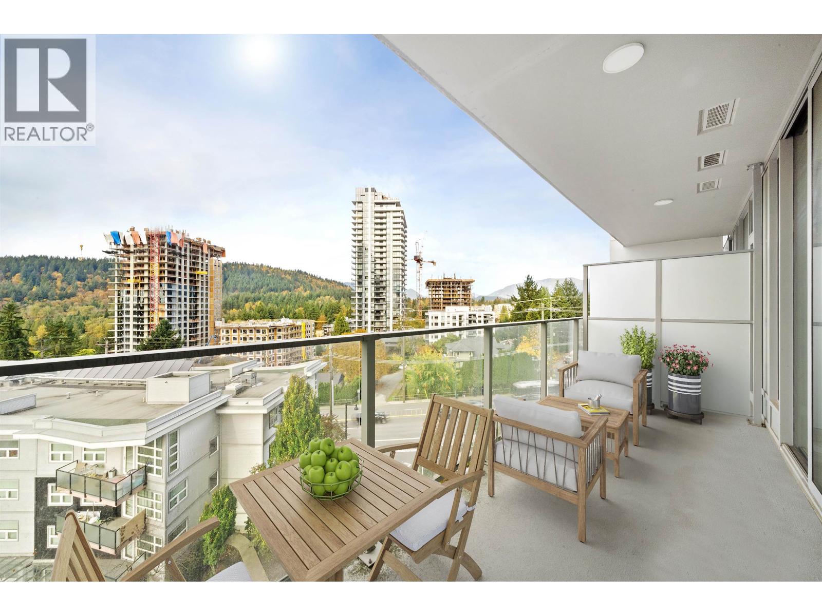 404 567 Clarke Road, Coquitlam, British Columbia  V3J 0K7 - Photo 2 - R3064013