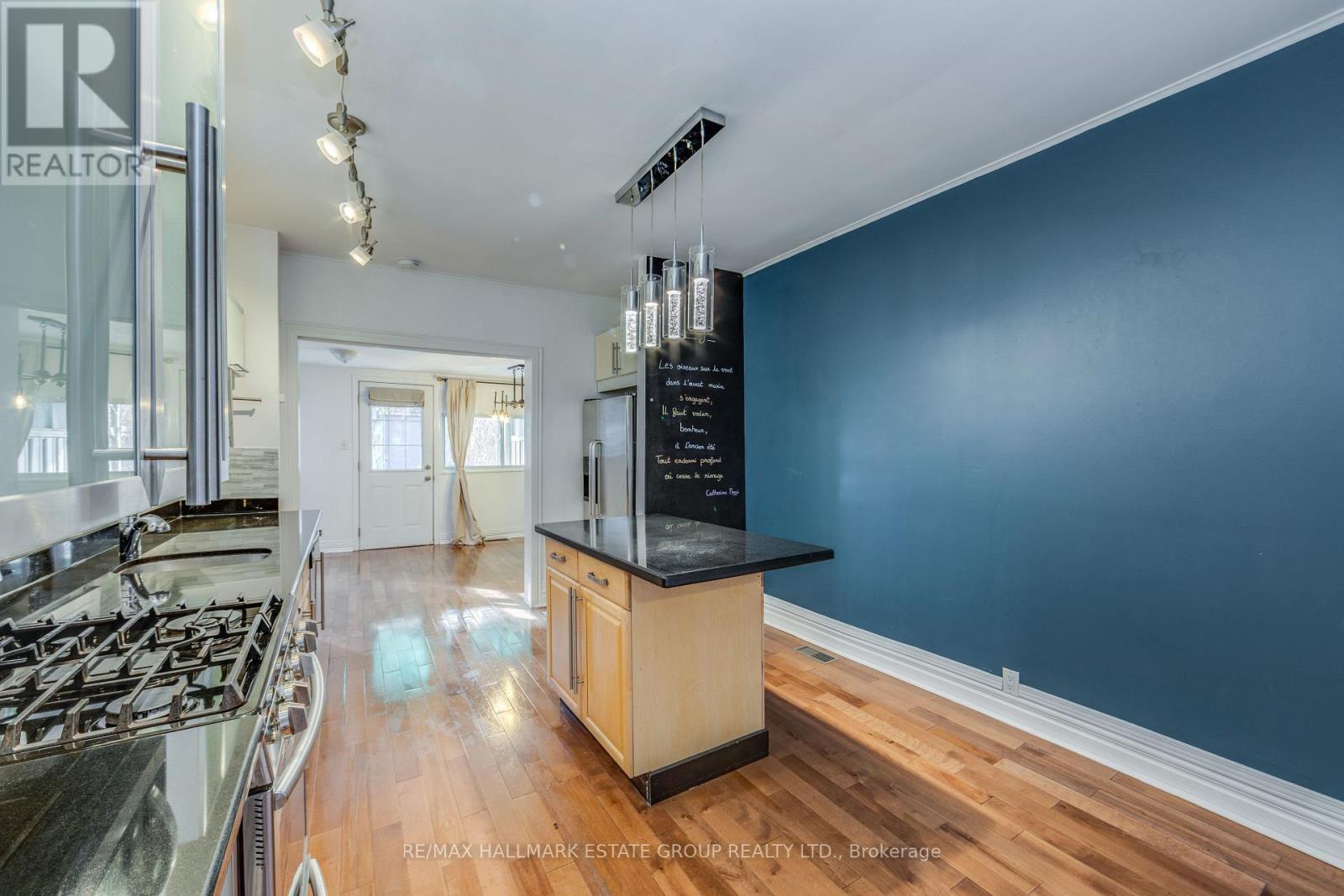 50 Logan Avenue, Toronto, Ontario  M4M 2M8 - Photo 15 - E12504674