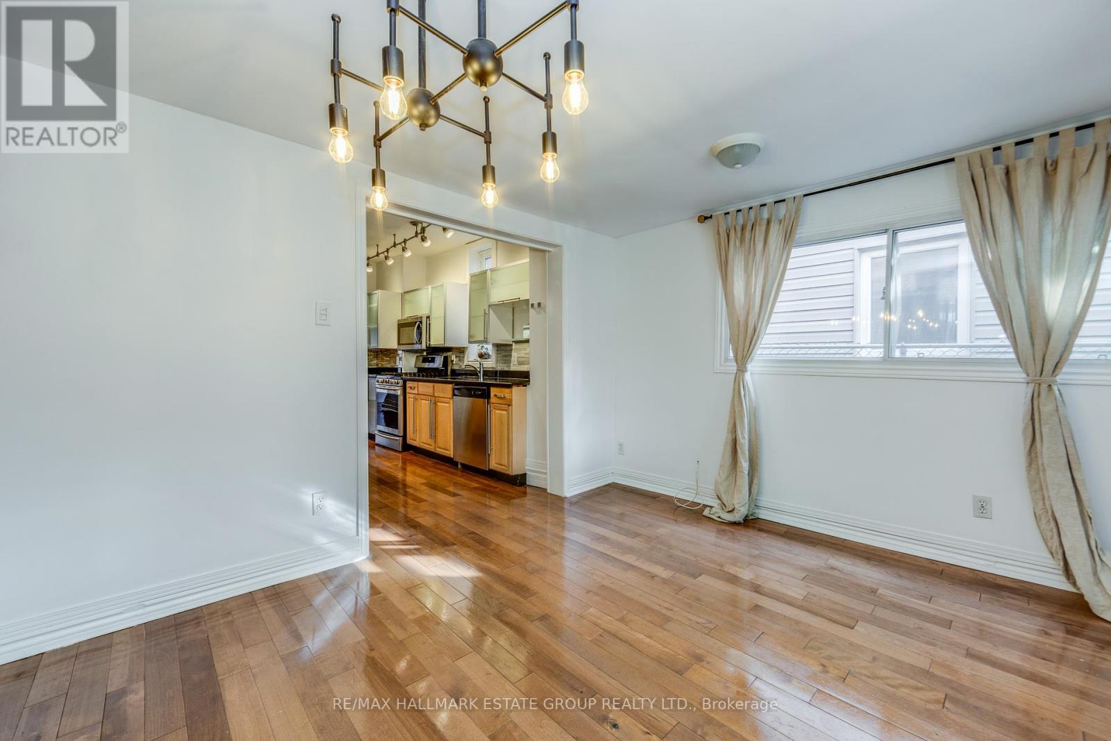 50 Logan Avenue, Toronto, Ontario  M4M 2M8 - Photo 18 - E12504674