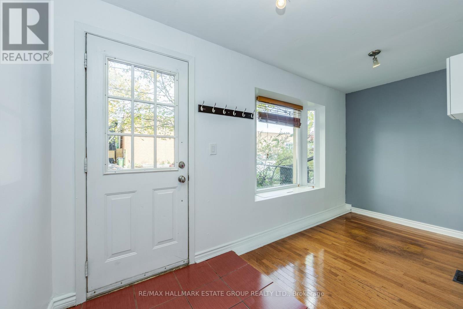 50 Logan Avenue, Toronto, Ontario  M4M 2M8 - Photo 2 - E12504674