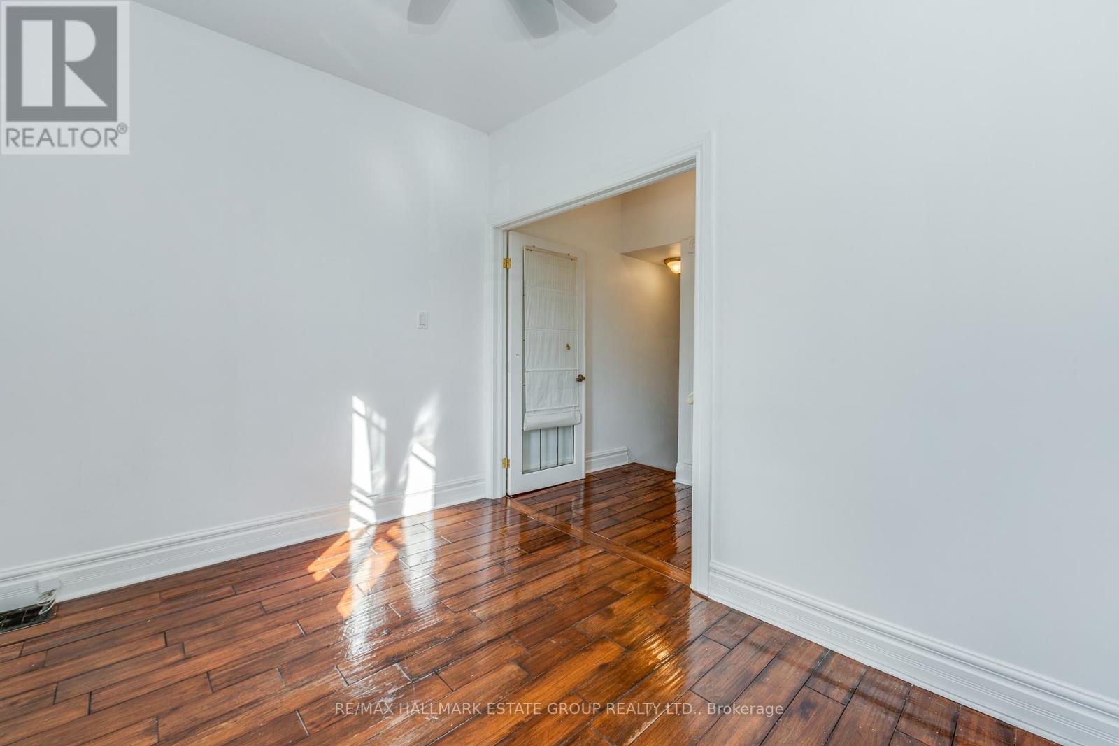 50 Logan Avenue, Toronto, Ontario  M4M 2M8 - Photo 30 - E12504674