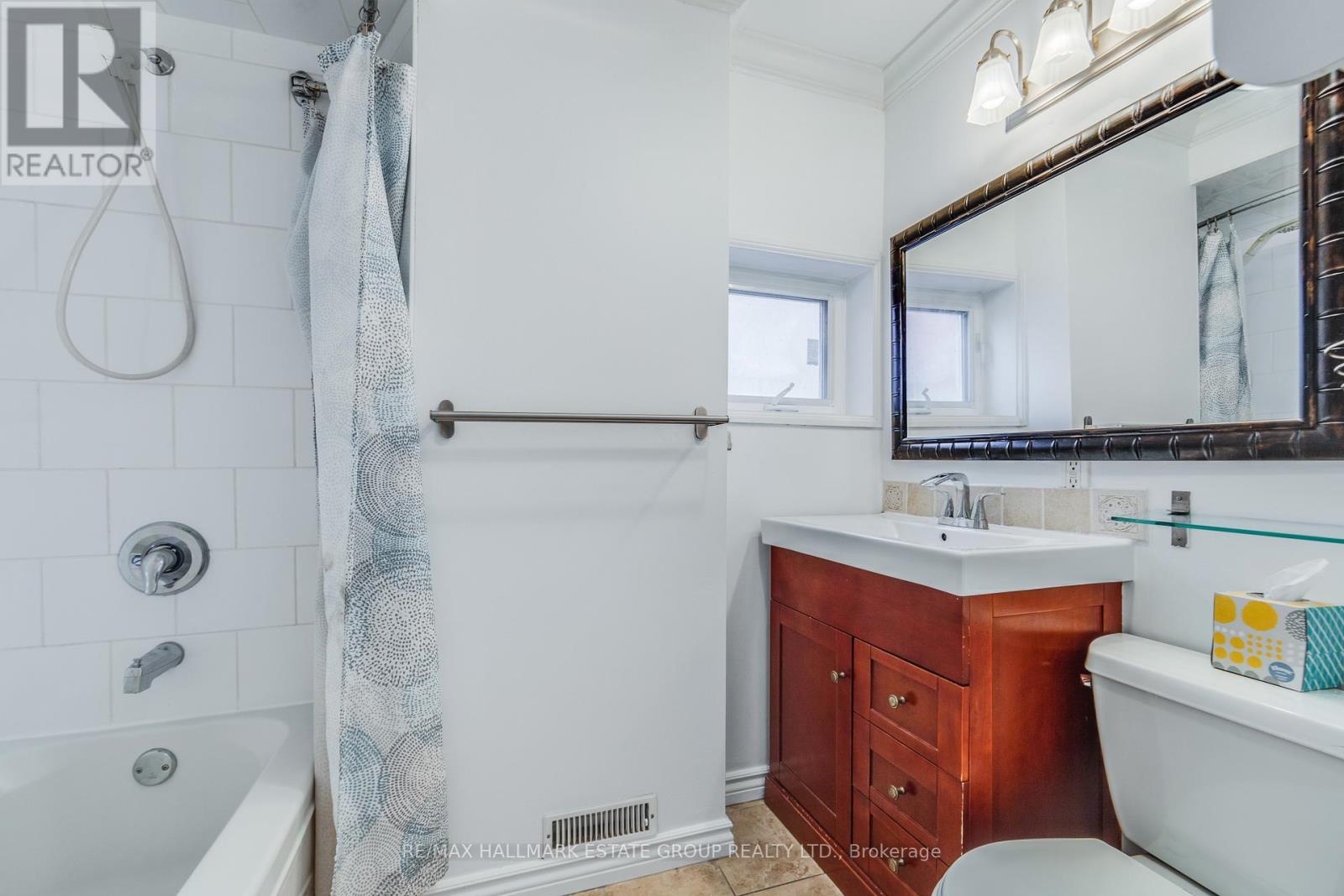 50 Logan Avenue, Toronto, Ontario  M4M 2M8 - Photo 32 - E12504674