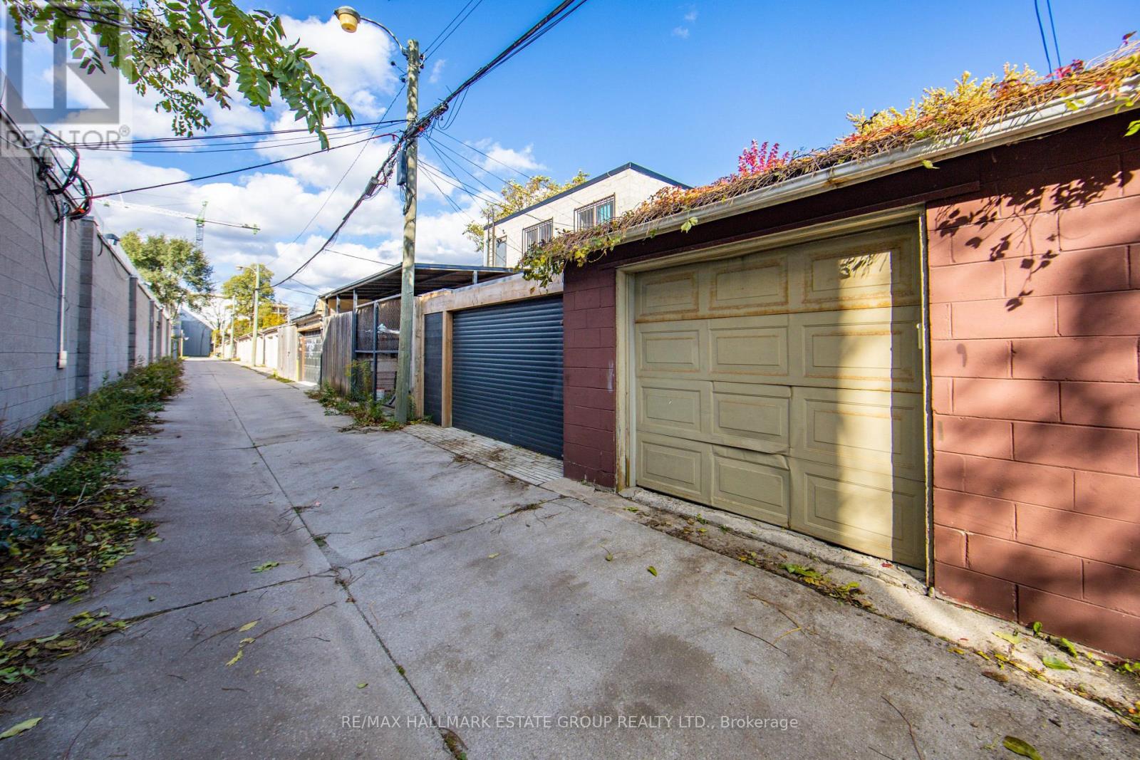 50 Logan Avenue, Toronto, Ontario  M4M 2M8 - Photo 38 - E12504674