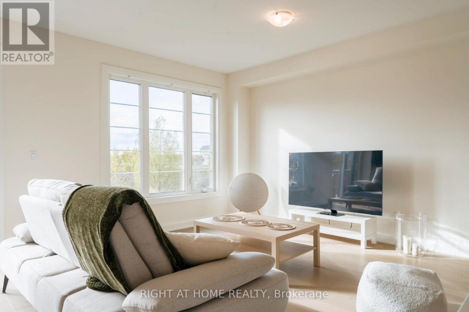 14 Velvet Drive, Whitby, Ontario  L1P 0P6 - Photo 17 - E12504844