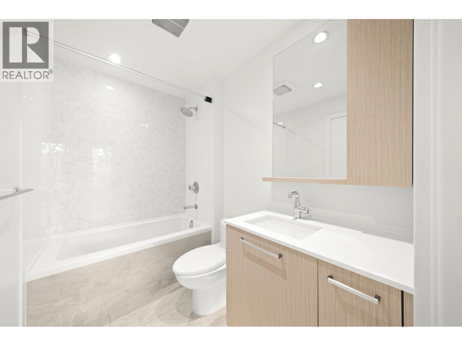 404 567 Clarke Road, Coquitlam, British Columbia  V3J 0K7 - Photo 13 - R3064013