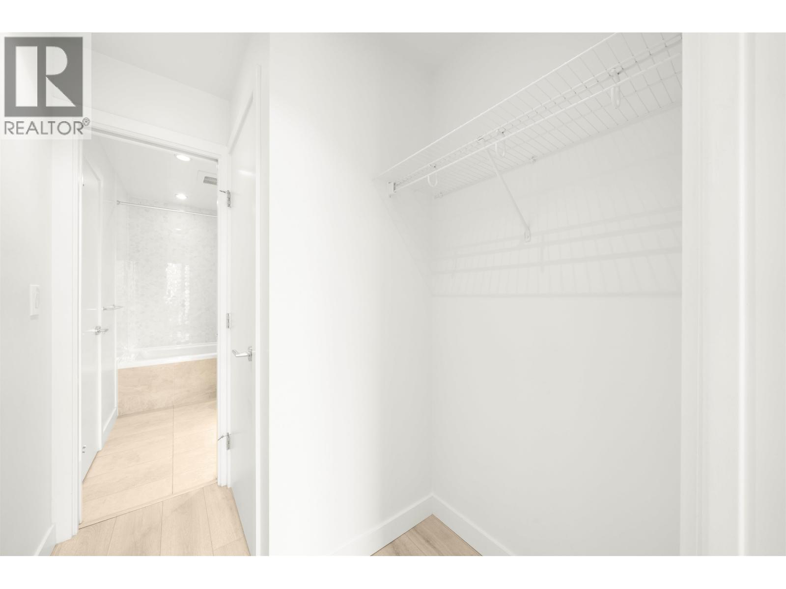 404 567 Clarke Road, Coquitlam, British Columbia  V3J 0K7 - Photo 12 - R3064013