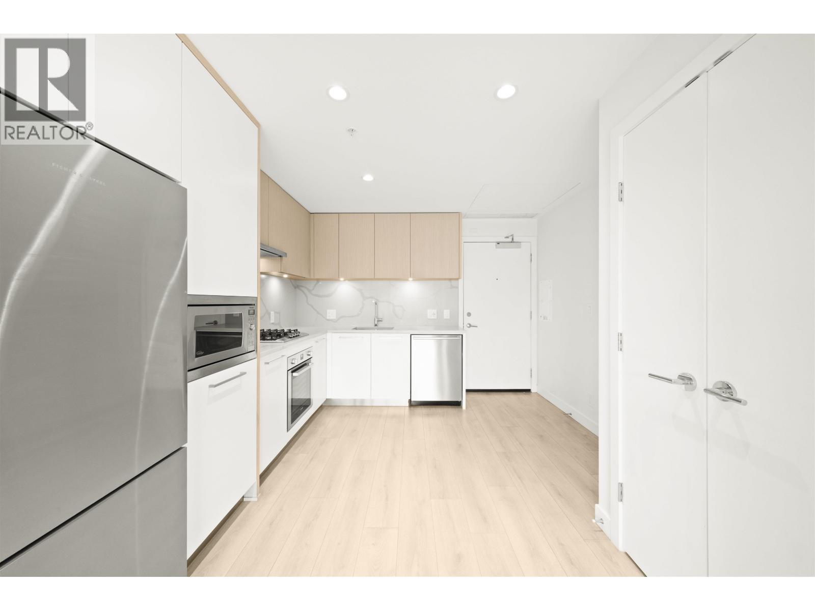 404 567 Clarke Road, Coquitlam, British Columbia  V3J 0K7 - Photo 6 - R3064013