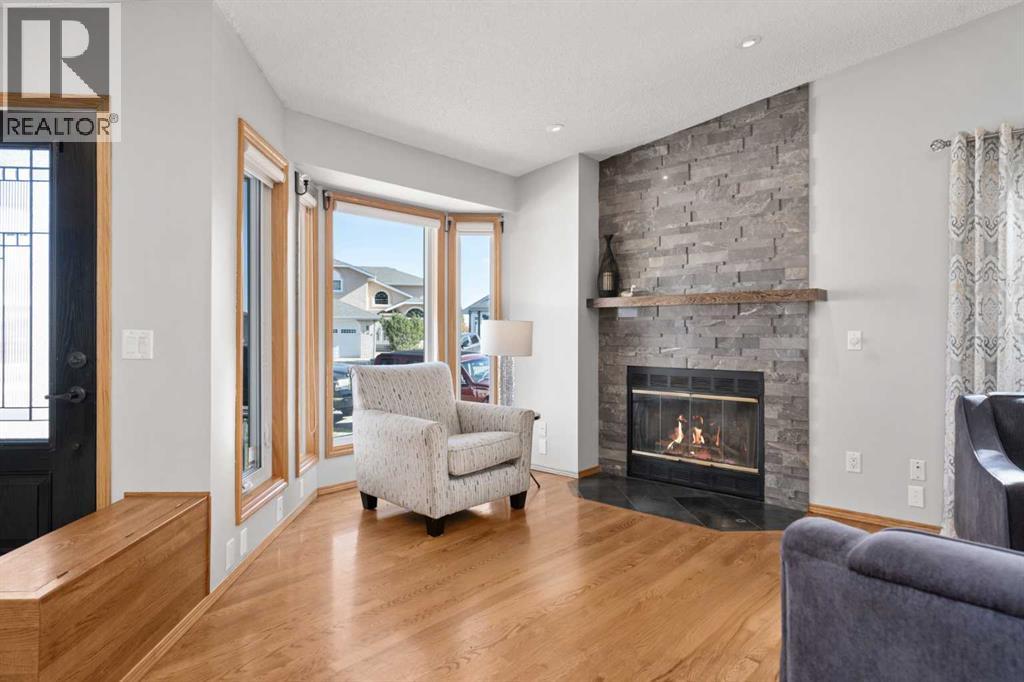 177 Hidden Vale Close Nw, Calgary, Alberta  T3A 5C7 - Photo 7 - A2262539