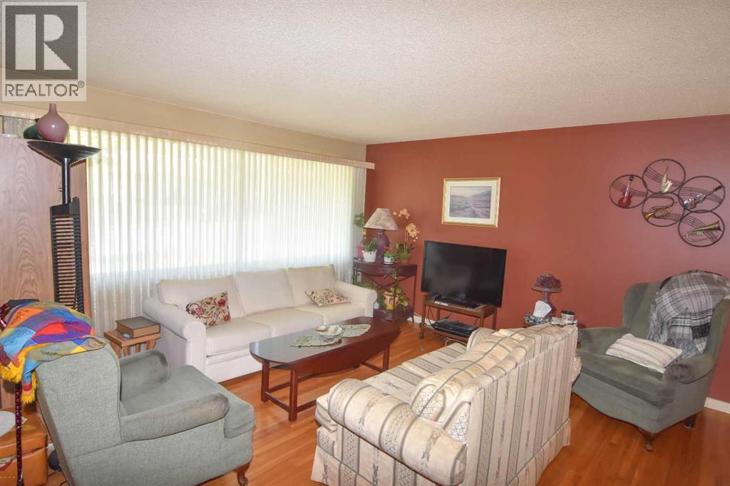 1140 Trafford Drive Nw, Calgary, Alberta  T2K 2T8 - Photo 6 - A2265216