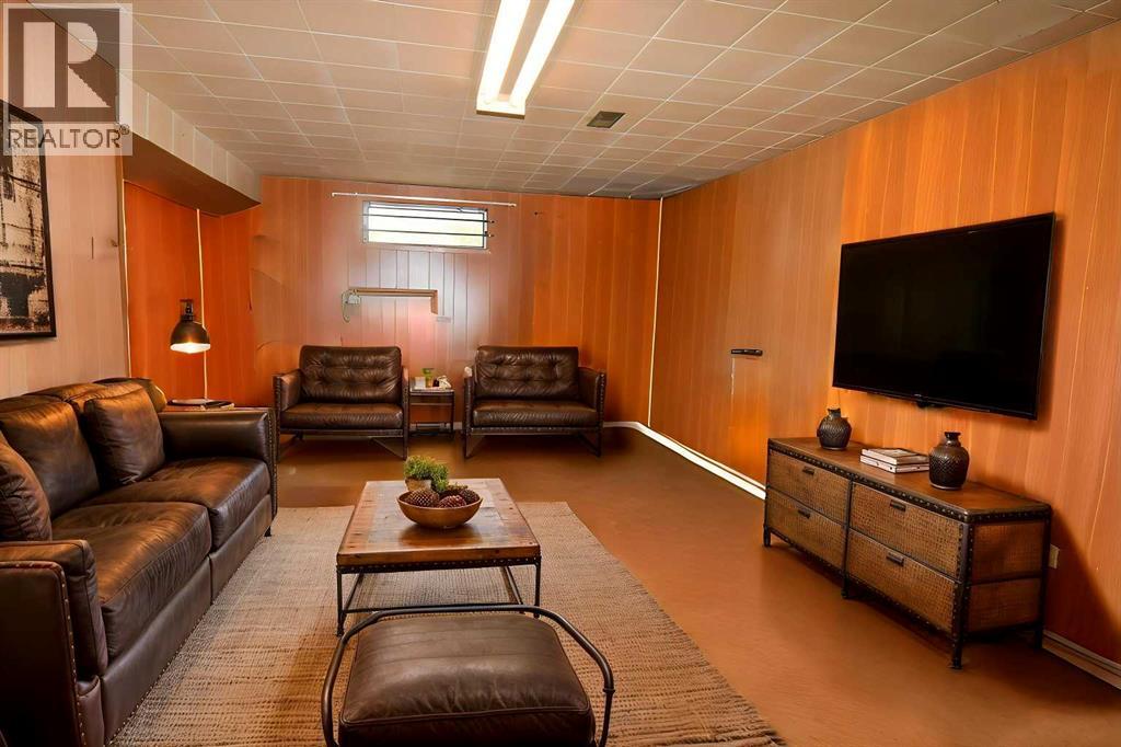 1140 Trafford Drive Nw, Calgary, Alberta  T2K 2T8 - Photo 17 - A2265216