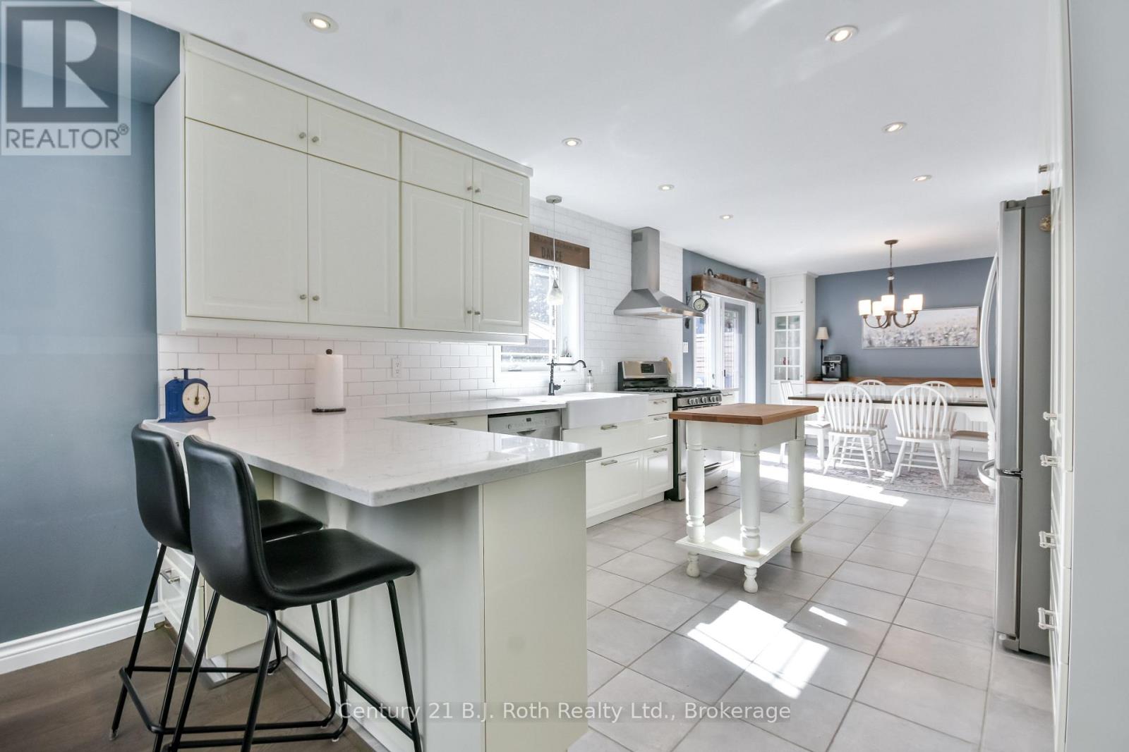 49 SULKY DRIVE, Penetanguishene, Ontario