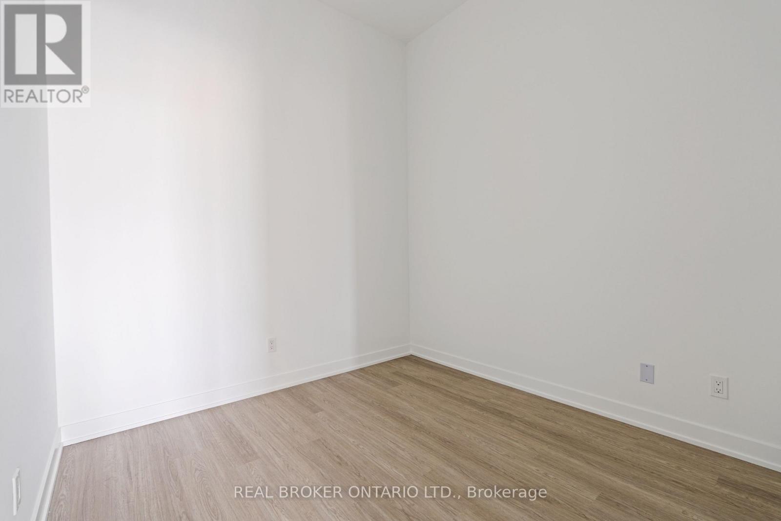 104 - 8188 Yonge Street, Vaughan, Ontario  L4J 0M2 - Photo 15 - N12504570