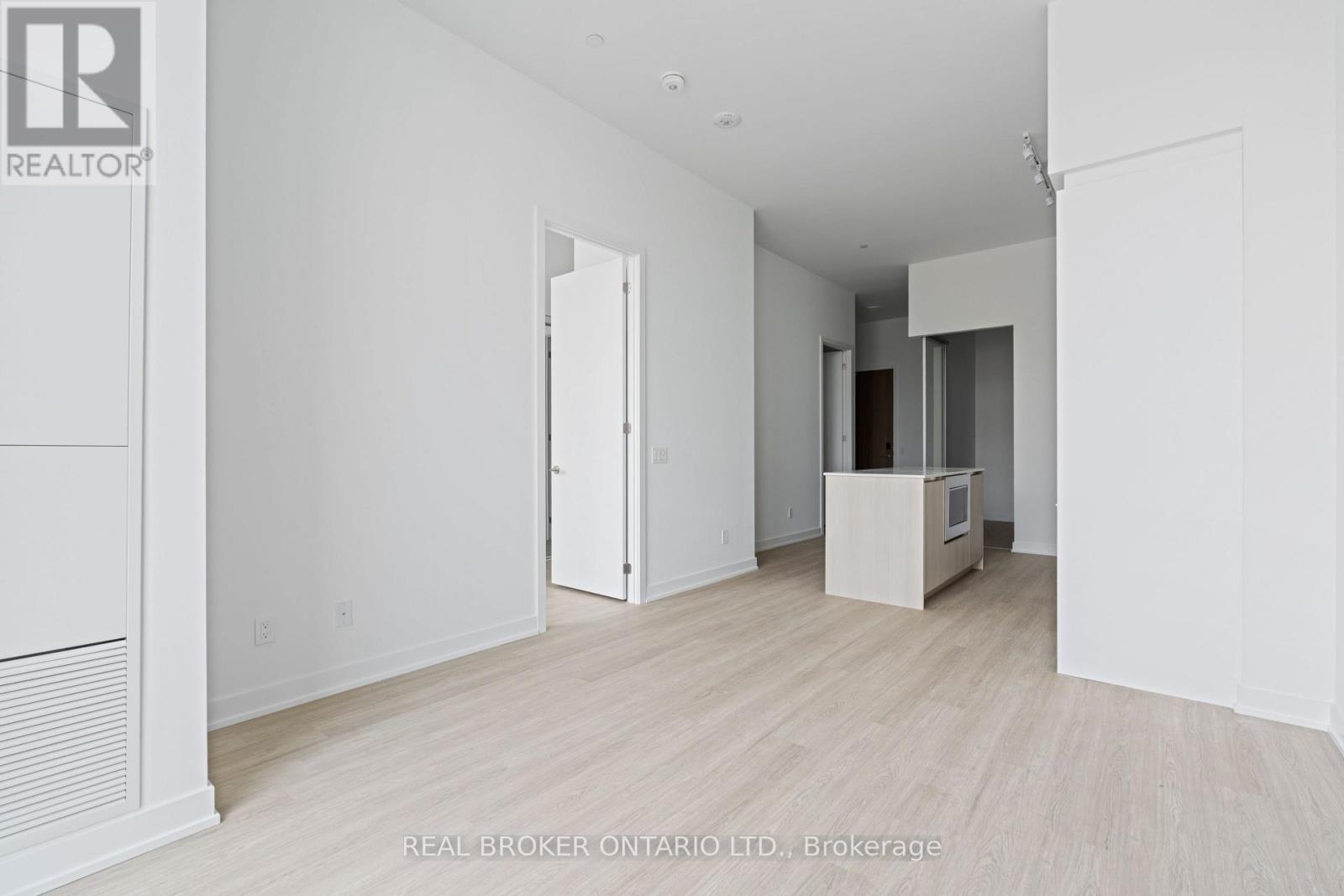 104 - 8188 Yonge Street, Vaughan, Ontario  L4J 0M2 - Photo 17 - N12504570