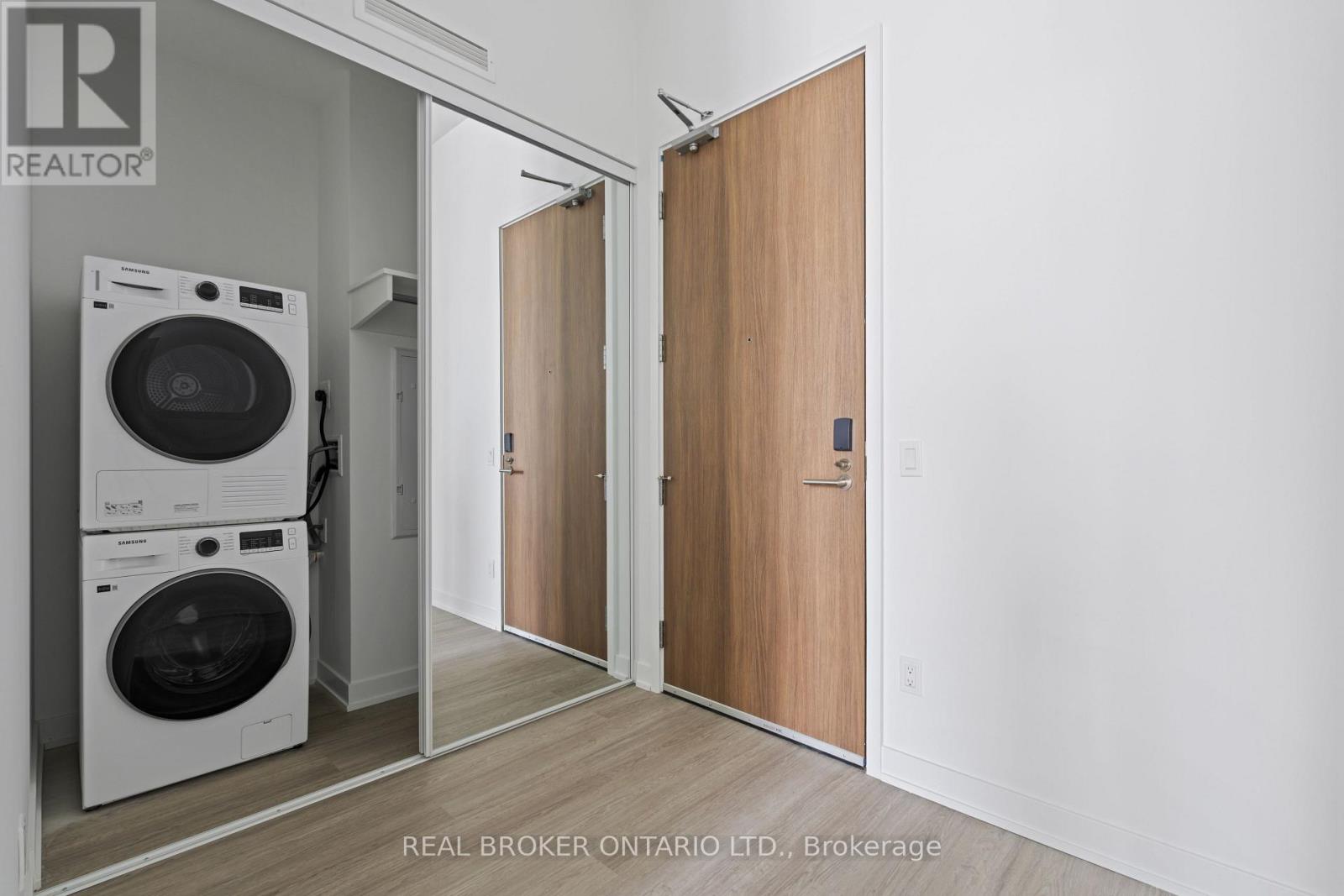 104 - 8188 Yonge Street, Vaughan, Ontario  L4J 0M2 - Photo 7 - N12504570