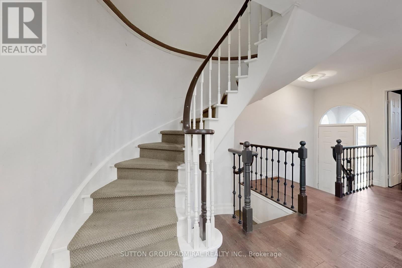 300 Charlton Avenue, Vaughan, Ontario  L4J 6H4 - Photo 16 - N12504602