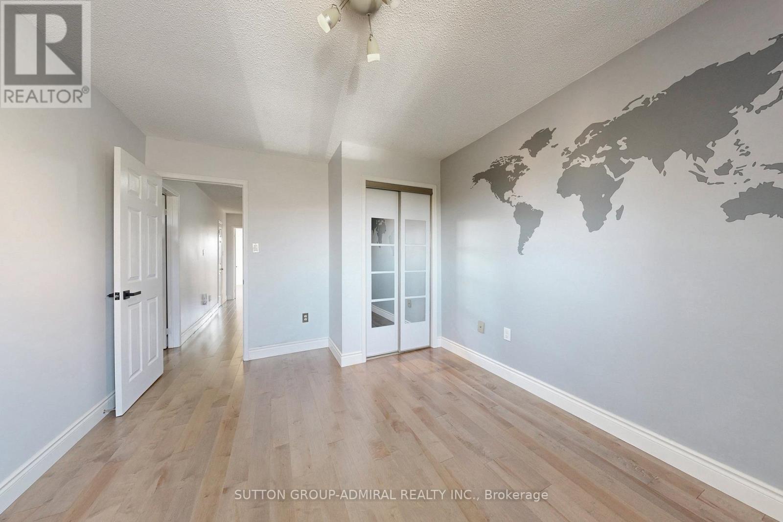 300 Charlton Avenue, Vaughan, Ontario  L4J 6H4 - Photo 23 - N12504602