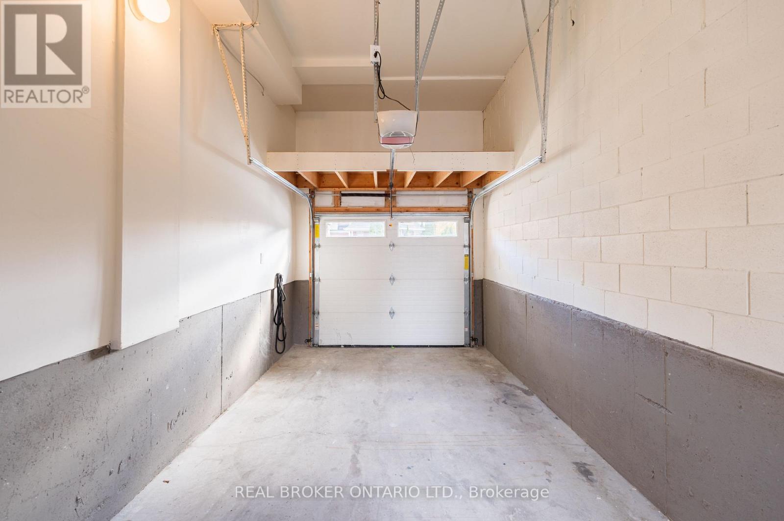 25 Arundel Drive, Vaughan, Ontario  L4H 2W6 - Photo 25 - N12504650