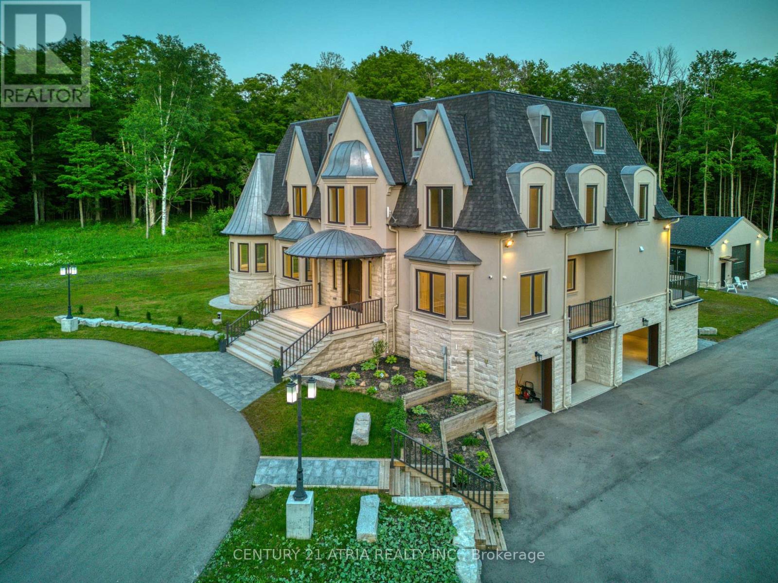 3225 DAVIS DRIVE, Whitchurch-Stouffville, Ontario