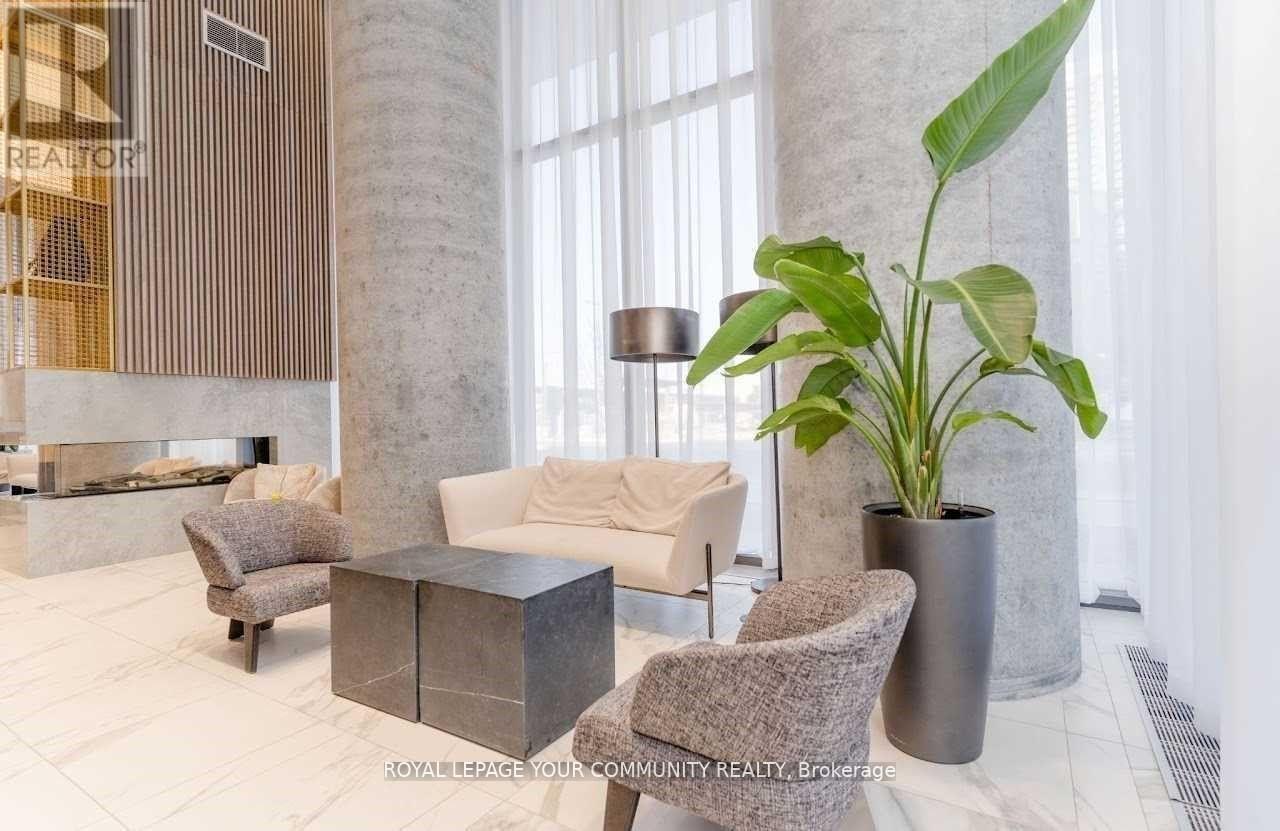 5311 - 950 Portage Parkway, Vaughan, Ontario  L4K 0J7 - Photo 3 - N12504870