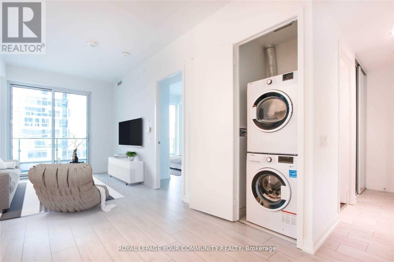 5311 - 950 Portage Parkway, Vaughan, Ontario  L4K 0J7 - Photo 8 - N12504870