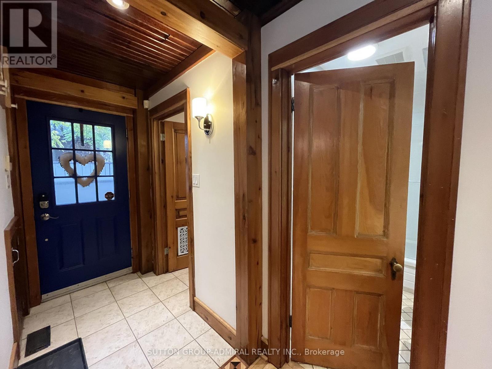 Coach House - 335 Palmerston Boulevard, Toronto, Ontario  M6G 2N5 - Photo 19 - C12500962