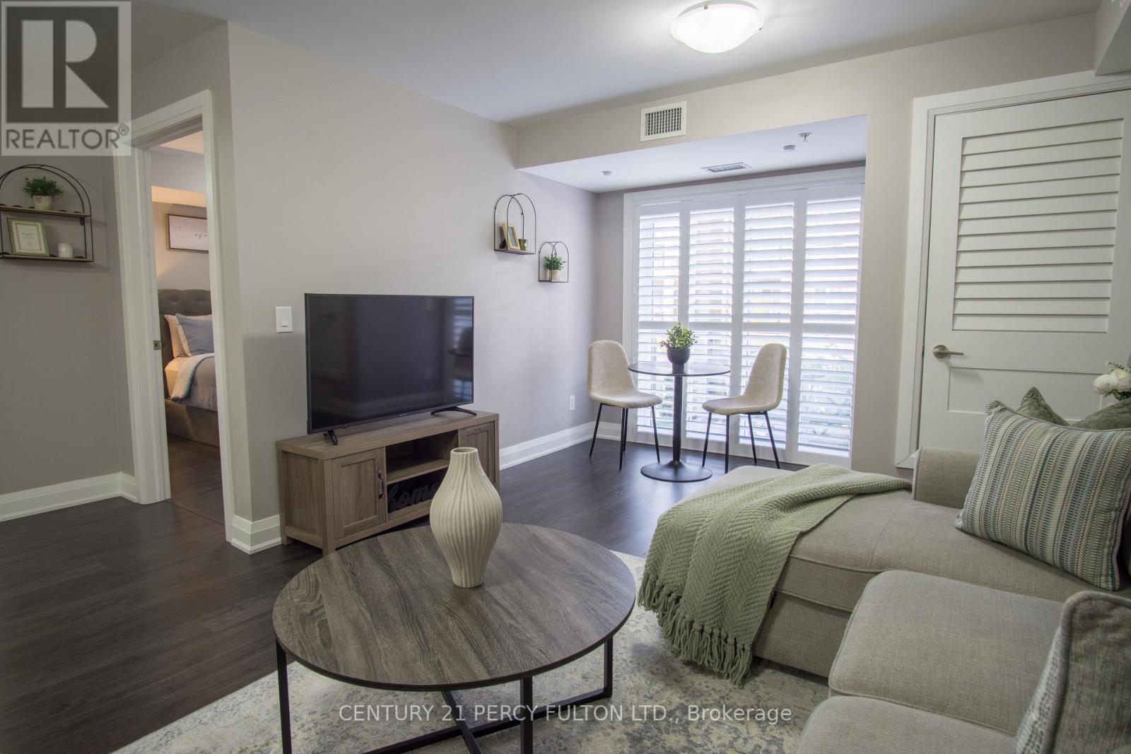 201 - 481 Rupert Avenue, Whitchurch-Stouffville, Ontario  L4A 1Y7 - Photo 7 - N12487253