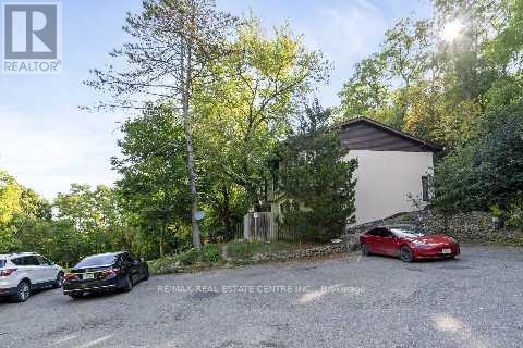 28 Adamson Street S, Halton Hills, Ontario  L0P 1K0 - Photo 24 - W12503534