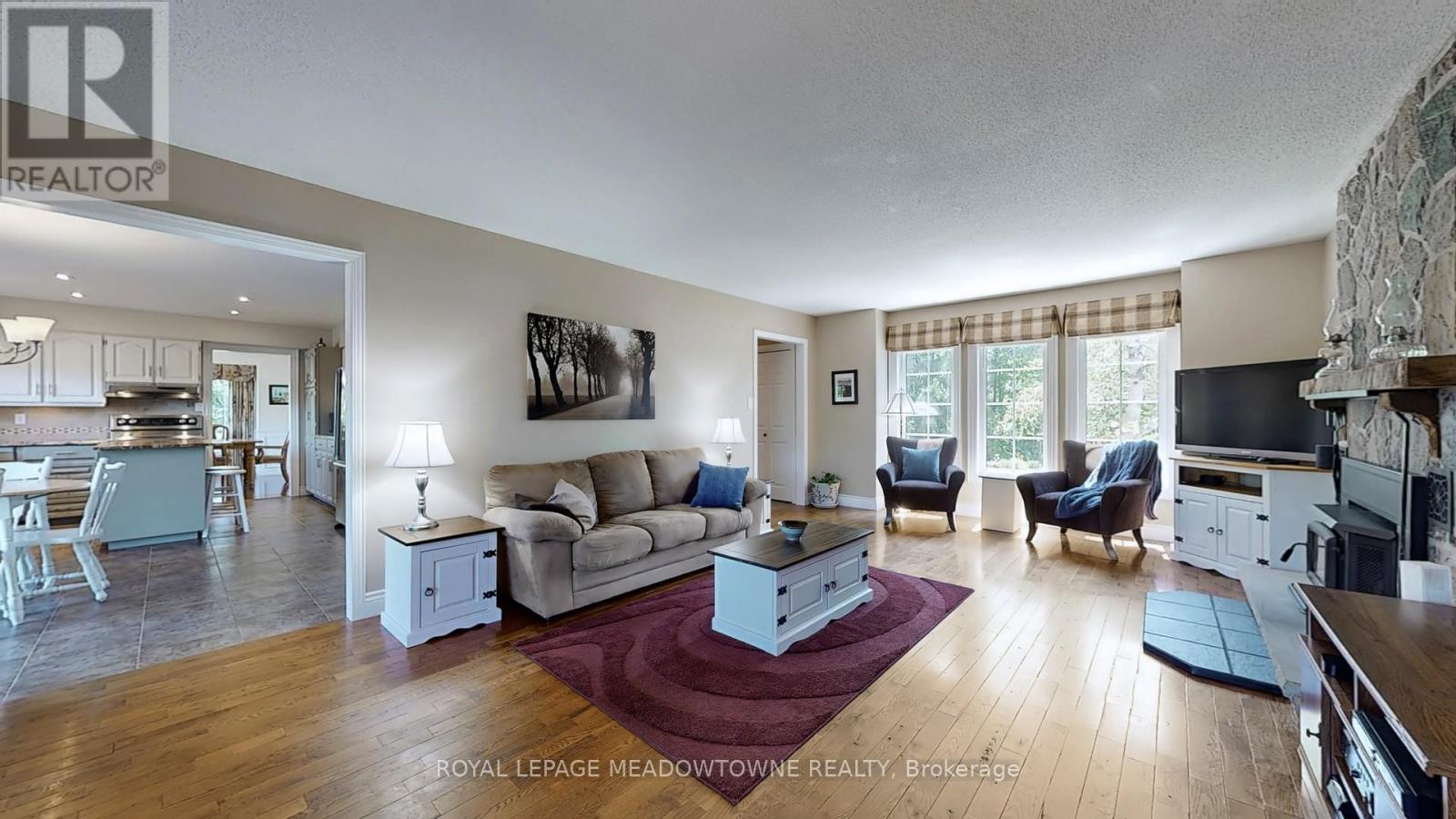 4905 First Line, Erin, Ontario  L7J 2L9 - Photo 11 - X12456055