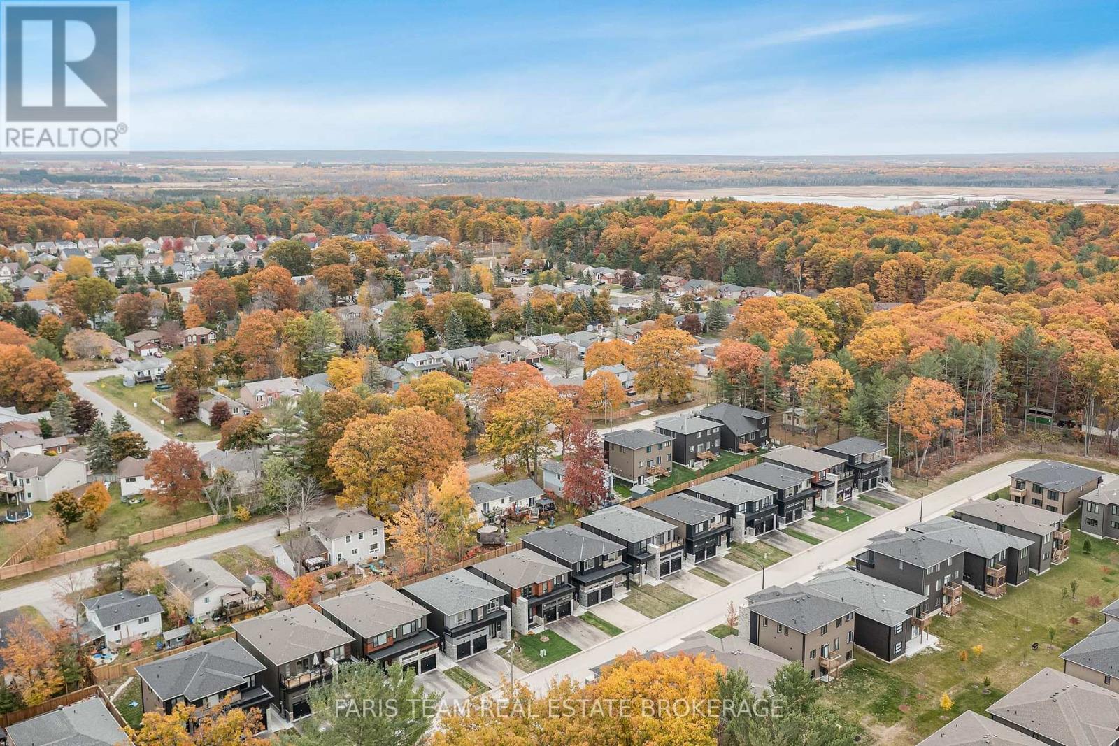 89 Berkely Street, Wasaga Beach, Ontario  L9Z 2N5 - Photo 43 - S12504566