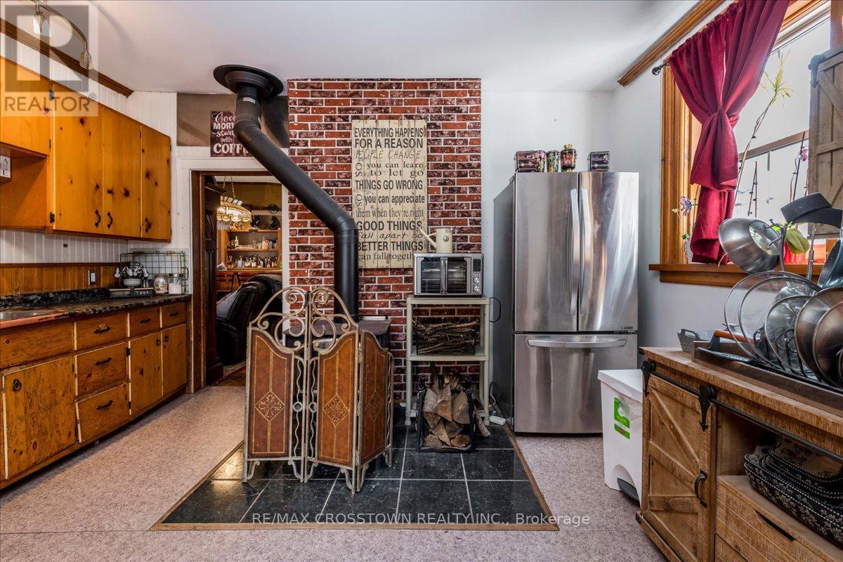 10 Eplett Street, Severn (Coldwater), Ontario  L0K 1E0 - Photo 16 - S12504592