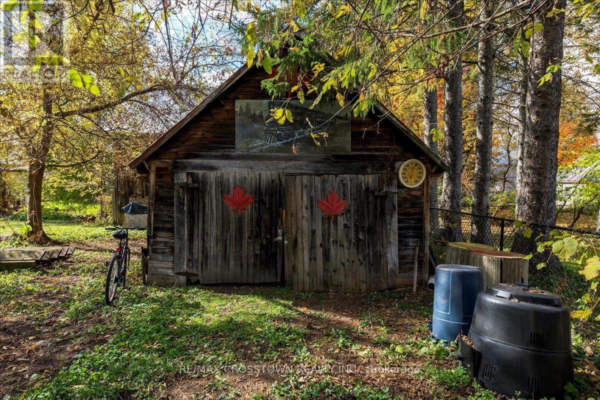 10 Eplett Street, Severn (Coldwater), Ontario  L0K 1E0 - Photo 38 - S12504592