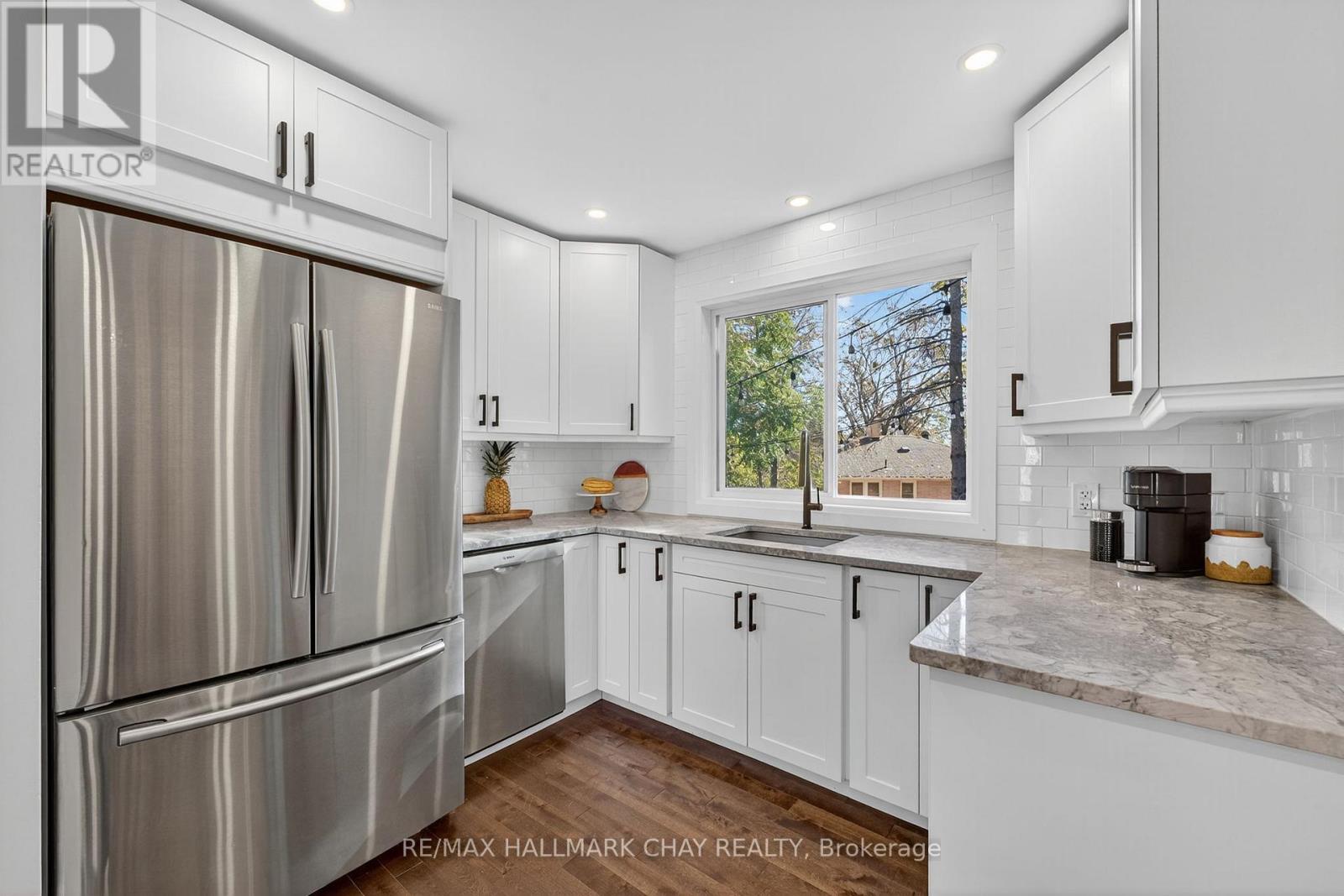 255 Codrington Street, Barrie (Codrington), Ontario  L4M 1S6 - Photo 12 - S12504664