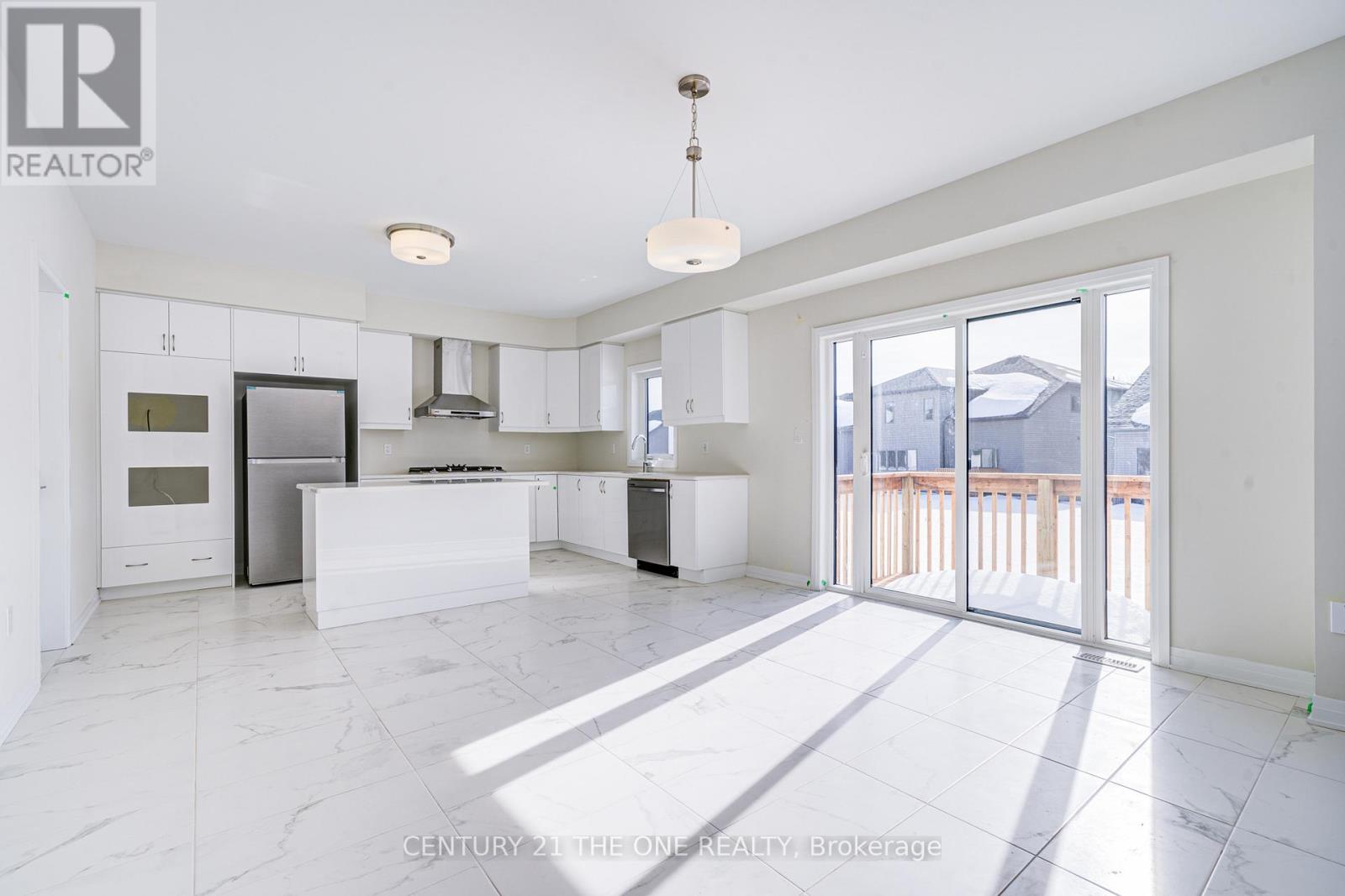 3045 Sandy Acres, Severn (West Shore), Ontario  L3V 8P9 - Photo 16 - S12504832