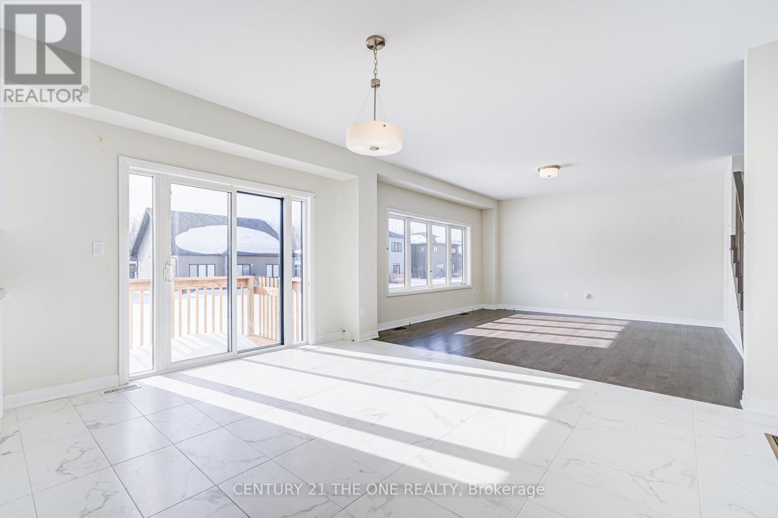 3045 Sandy Acres, Severn (West Shore), Ontario  L3V 8P9 - Photo 18 - S12504832