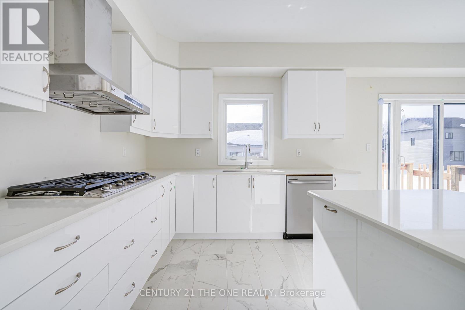 3045 Sandy Acres, Severn (West Shore), Ontario  L3V 8P9 - Photo 20 - S12504832