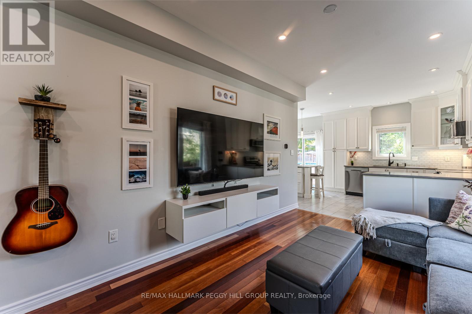 6 Laurelwood Lane, Barrie (Ardagh), Ontario  L4N 0Z8 - Photo 6 - S12504834