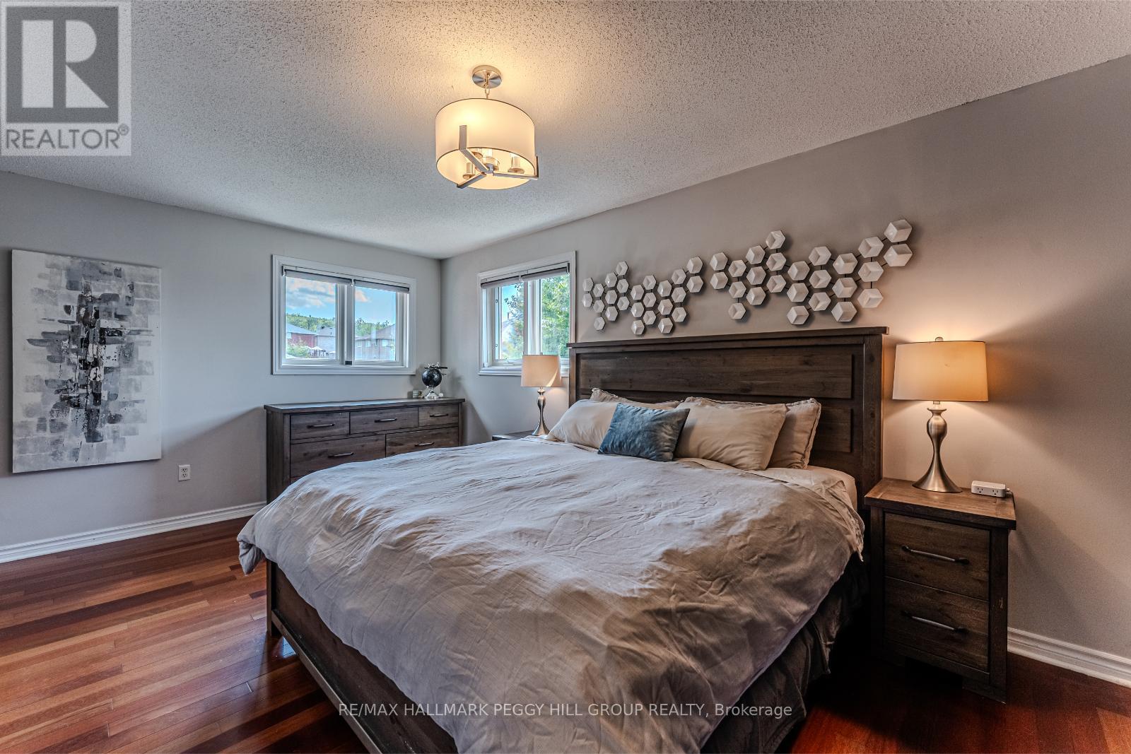 6 Laurelwood Lane, Barrie (Ardagh), Ontario  L4N 0Z8 - Photo 8 - S12504834