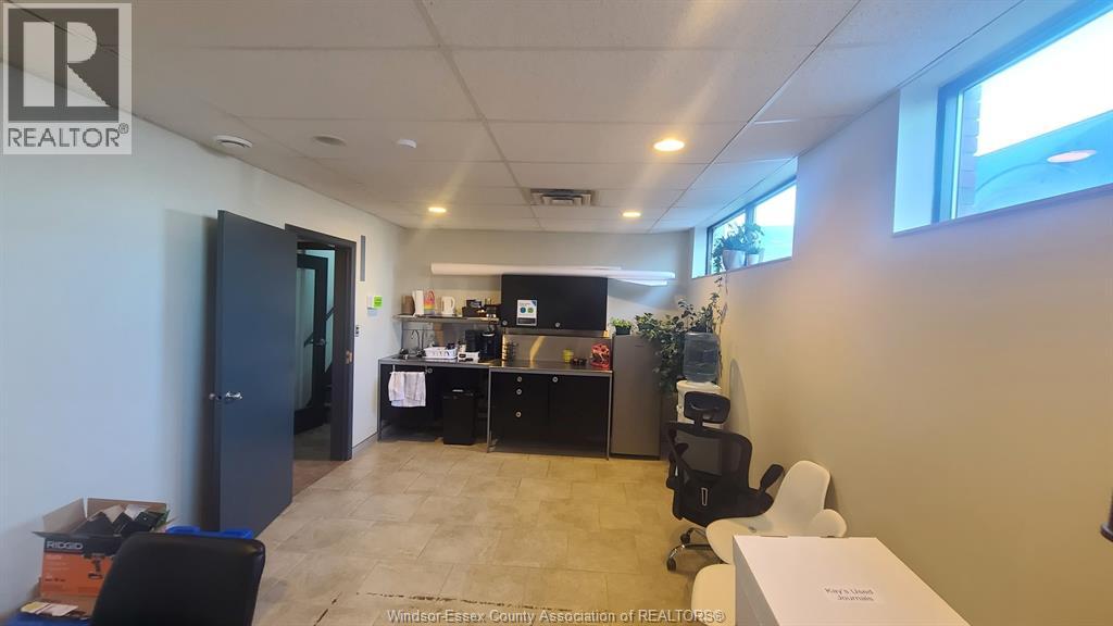 4960 Walker Road Unit# 3, Tecumseh, Ontario  N0R 1L0 - Photo 13 - 25027445