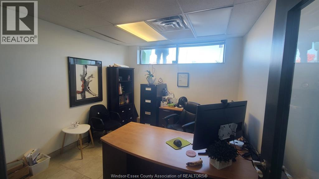 4960 Walker Road Unit# 3, Tecumseh, Ontario  N0R 1L0 - Photo 17 - 25027445