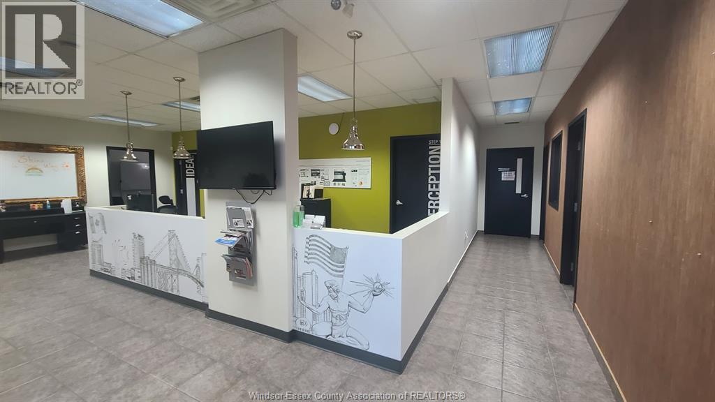 4960 Walker Road Unit# 2, Tecumseh, Ontario  N0R 1L0 - Photo 7 - 25027431