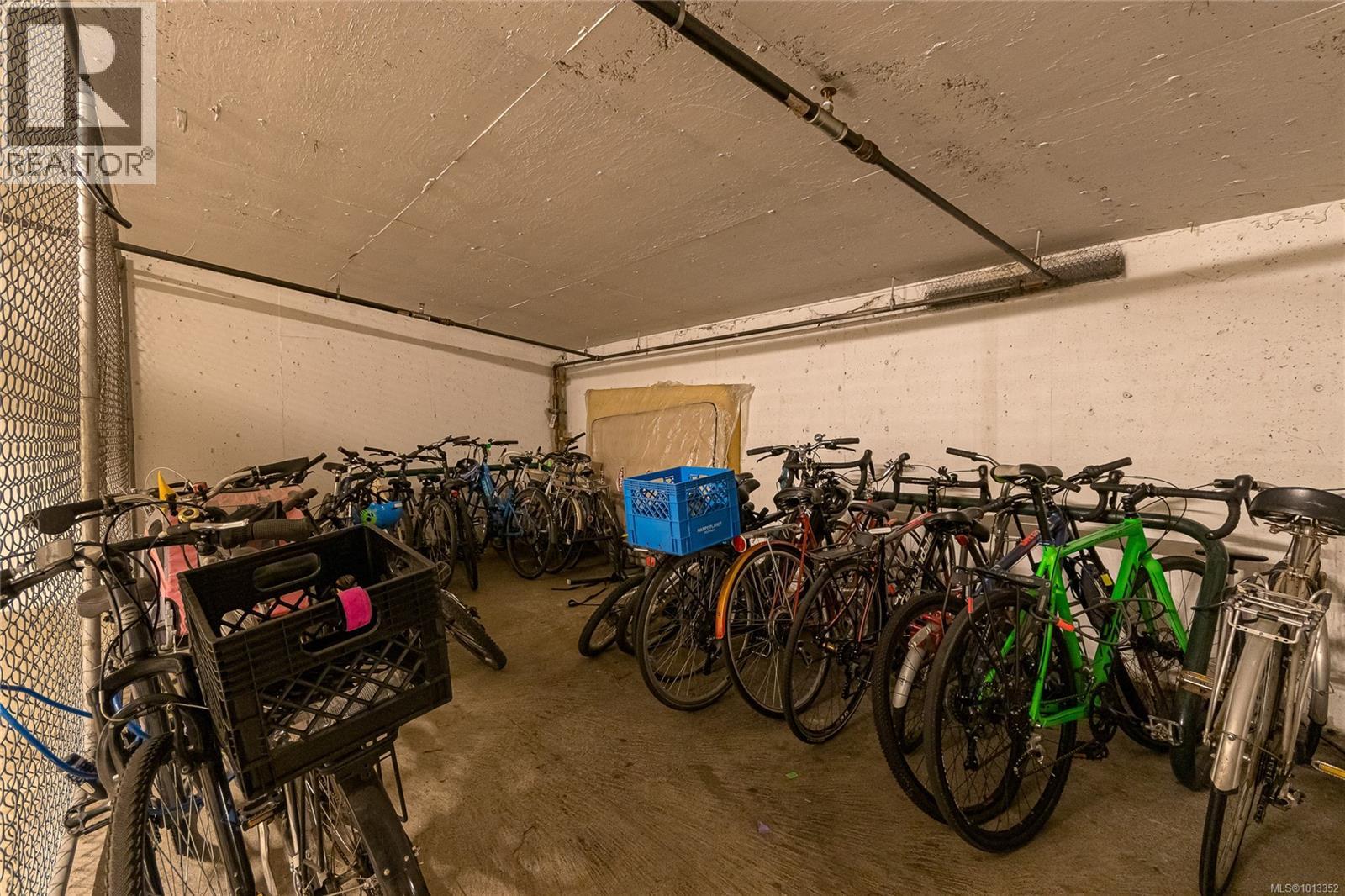 410 2560 Wark St, Victoria, British Columbia  V8T 4G8 - Photo 25 - 1013352