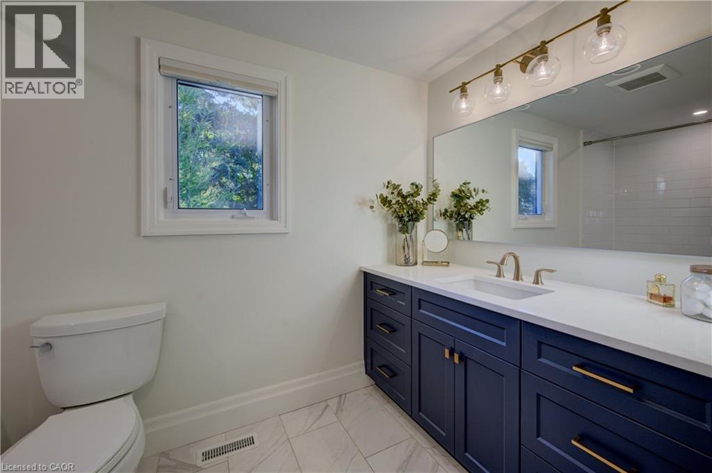 191 John Street W, Waterloo, Ontario  N2L 1C6 - Photo 32 - 40785327