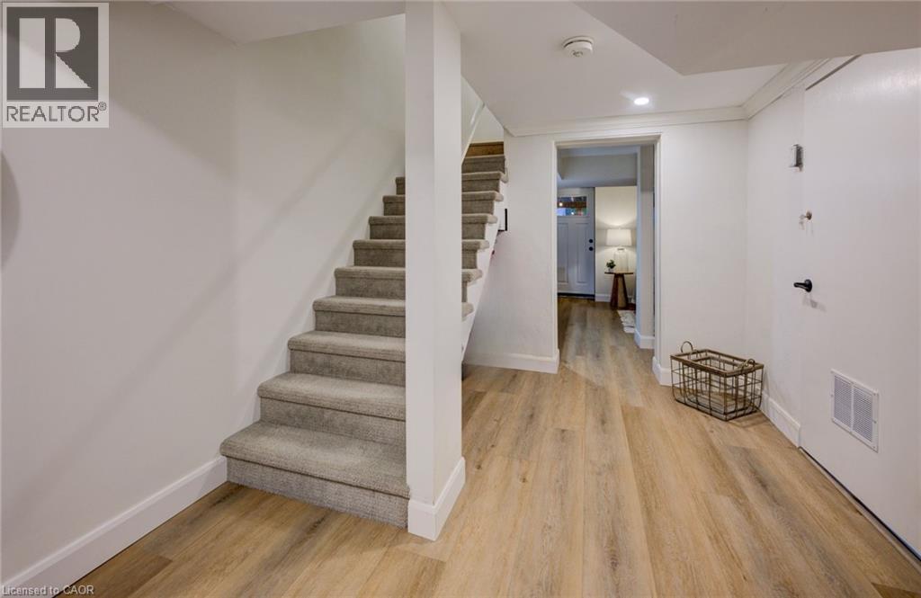 191 John Street W, Waterloo, Ontario  N2L 1C6 - Photo 35 - 40785327