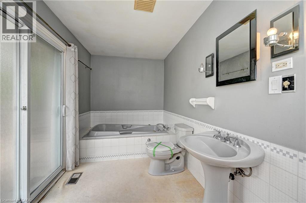 246 Eighth Avenue, Kitchener, Ontario  N2C 1S7 - Photo 18 - 40785045