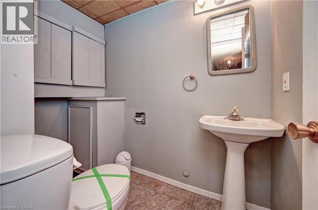 246 Eighth Avenue, Kitchener, Ontario  N2C 1S7 - Photo 24 - 40785045