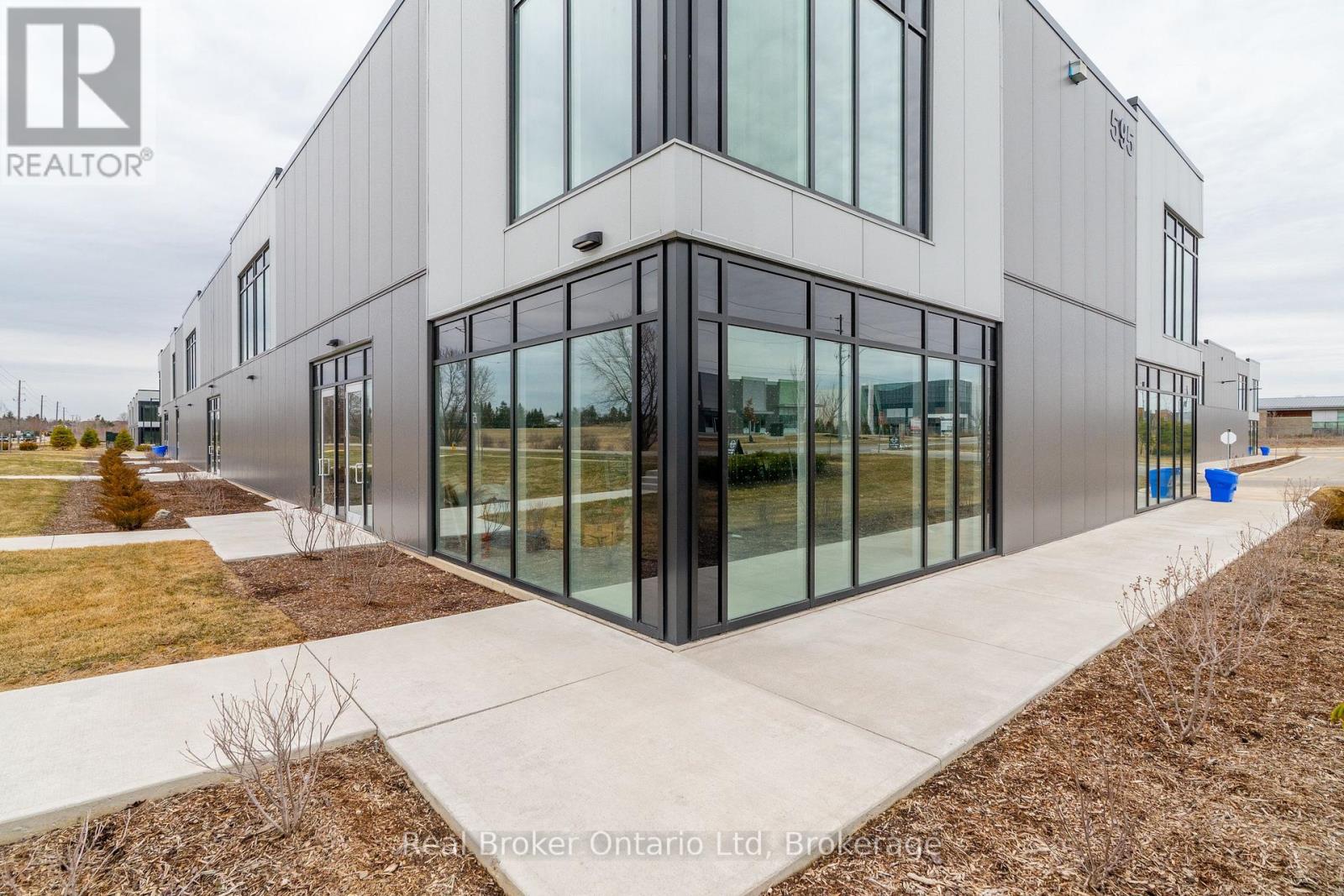 1 - 595 Hanlon Creek Boulevard, Guelph, Ontario  N1C 0A1 - Photo 10 - X12504912